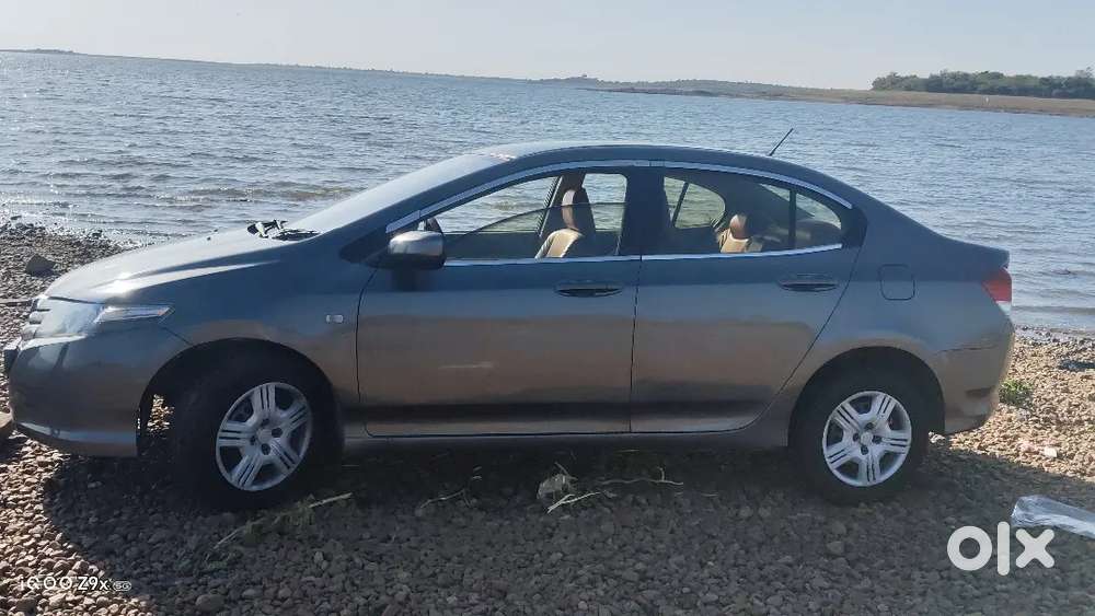 Good Condition  In Ballar Child Ac New Tyre