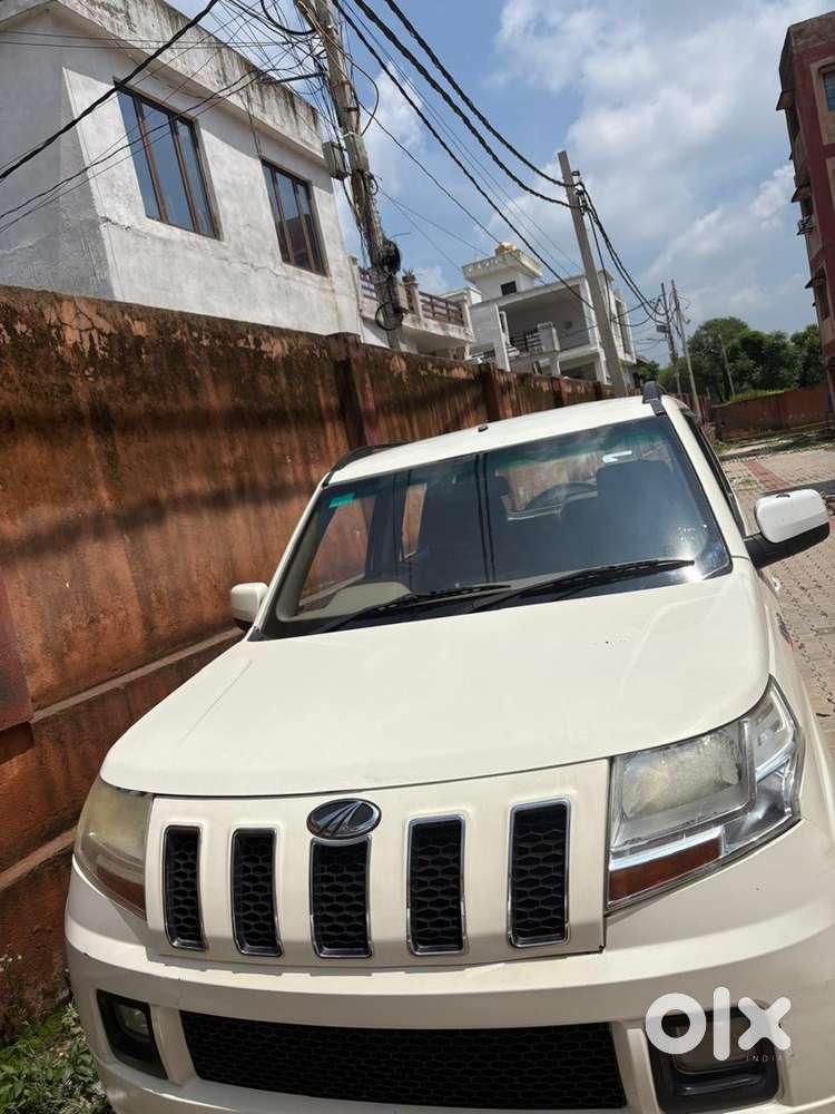 Mahindra Tuv 300 2018
