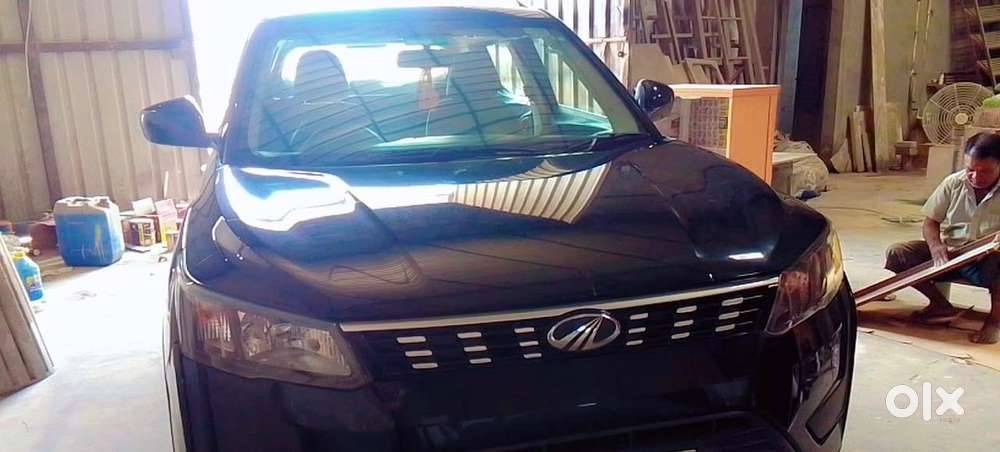 Mahindra Xuv300 2022 Diesel W8 Dual Tone
