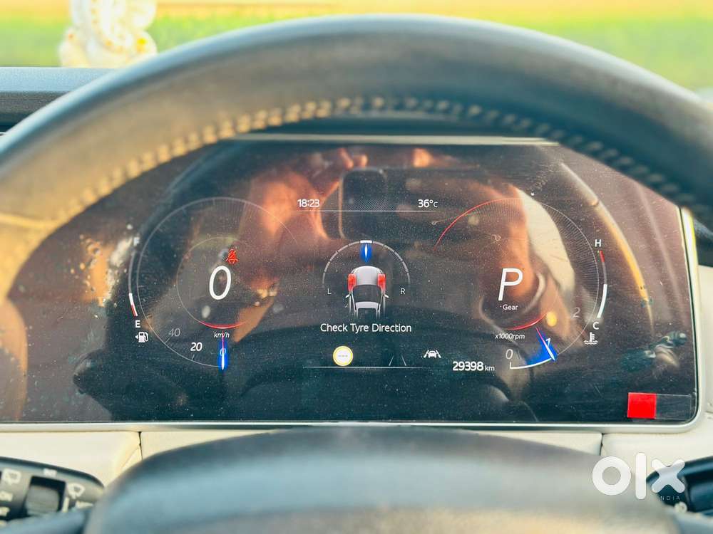 Mahindra Xuv700 2.0 Ax 7 Petrol At Luxury Pack Str, 2023, Petrol