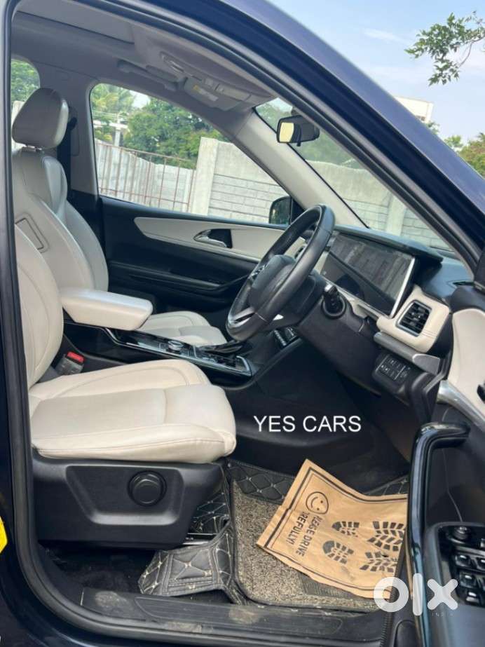 Mahindra Xuv700 2.2 Ax 7 Diesel At Luxury Pack Str, 2023, Diesel