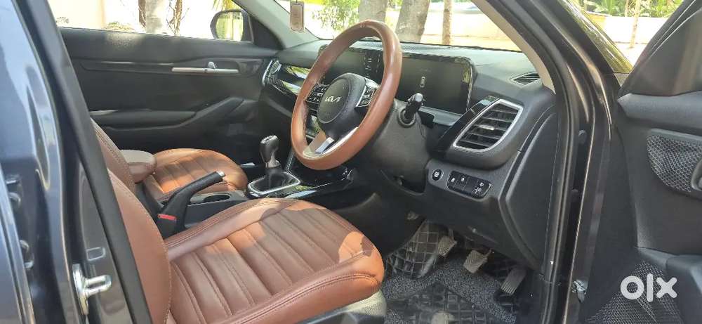Kia Seltos 2023 October  Petrol Well Maintained