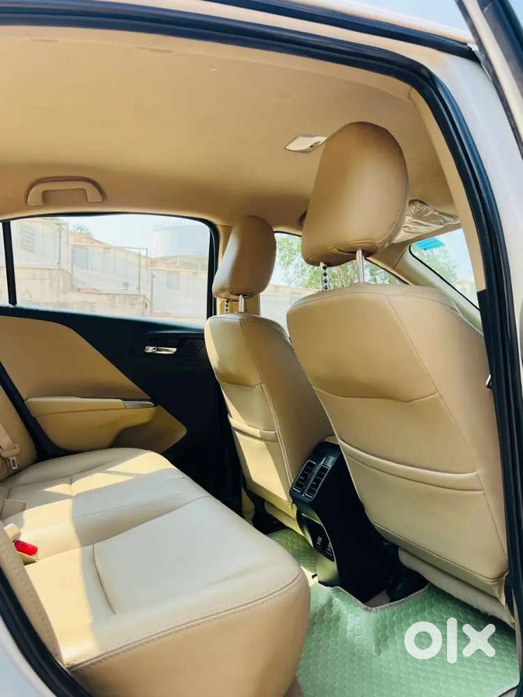 Honda City V