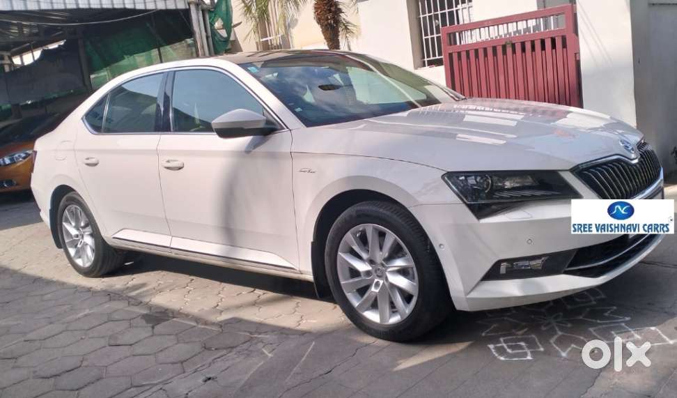 Skoda Superb L&k 1.8 Tsi At, 2019, Petrol