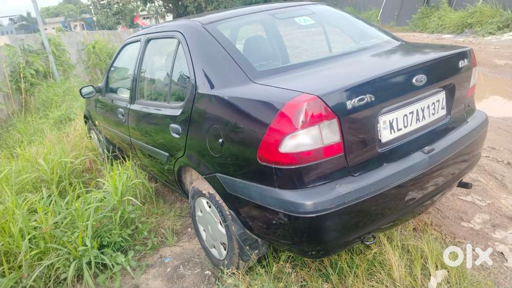 Ford Ikon, 2005, Petrol