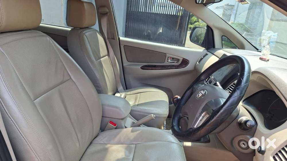 Toyota Innova 2.5 Vx (diesel) 8 Seater, 2013, Diesel