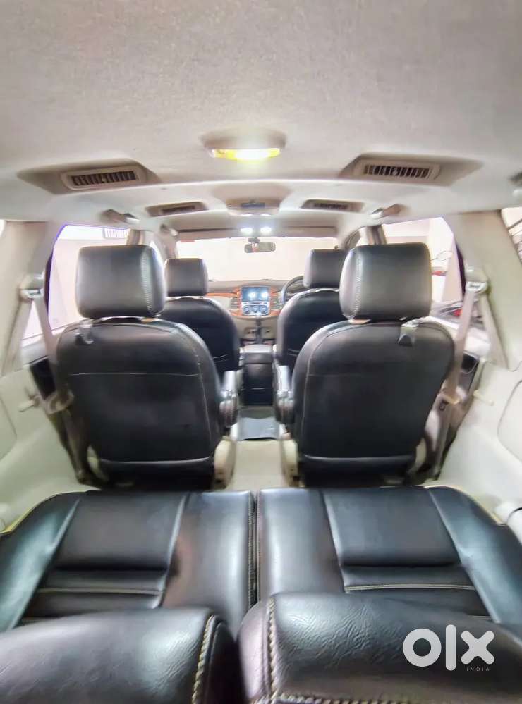 Toyota Innova 2012 Diesel 190000 Km Driven