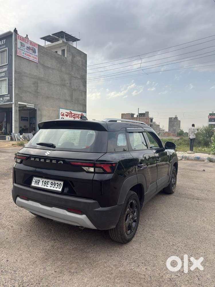 Maruti Suzuki Brezza 2024 Petrol 72000 Km Driven