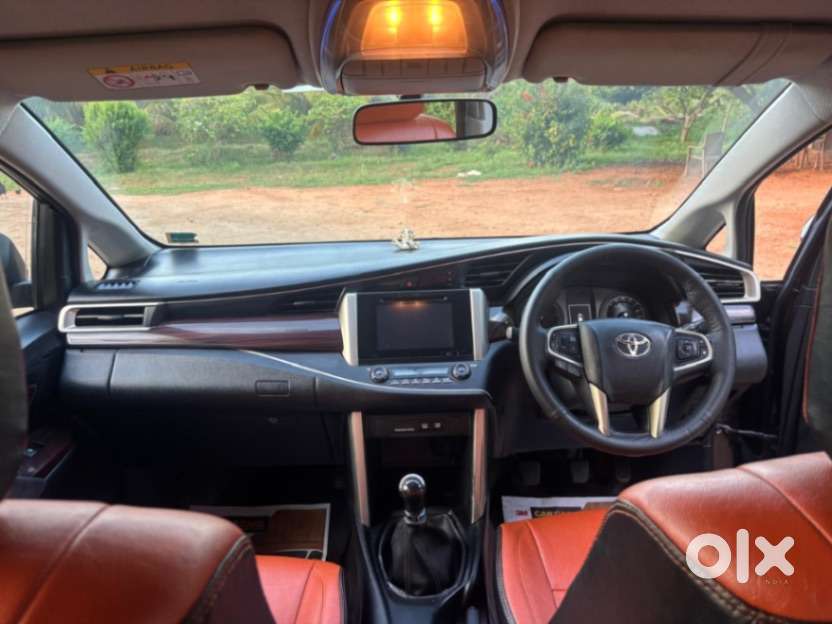 Toyota Innova Crysta 2.7 V, 2017, Diesel