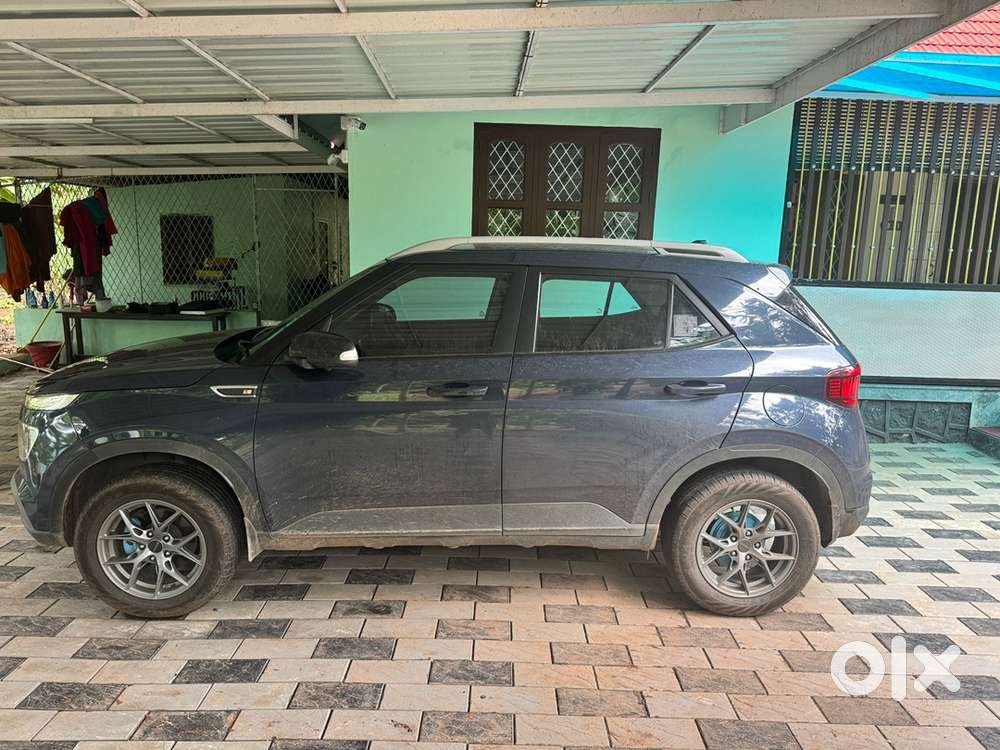 Hyundai Venue Petrol 2020