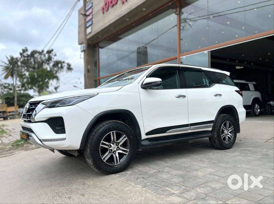 Toyota Fortuner 4x2 Mt 2.8 Diesel, 2021, Diesel