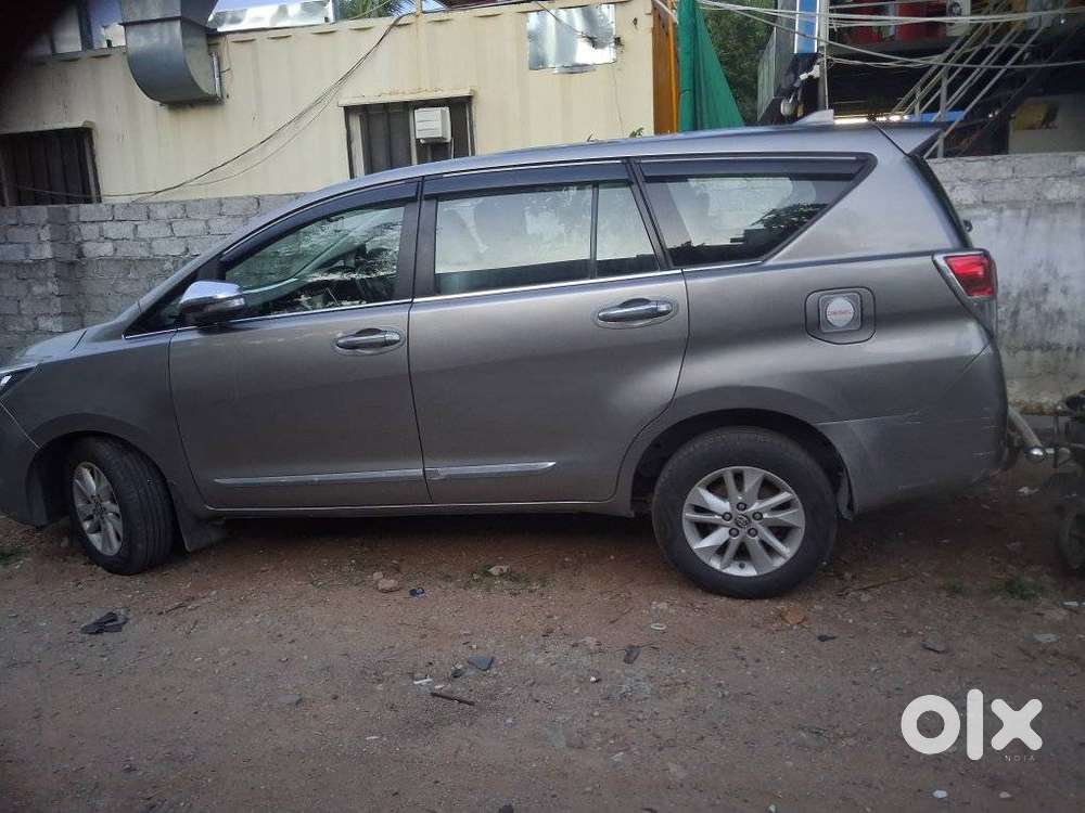Toyota Innova Crysta 2.4 G Plus Mt 8 Str, 2018, Diesel