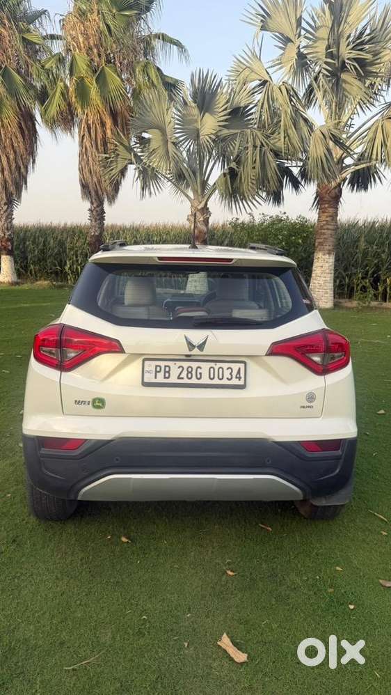 Mahindra Xuv300 Turbosport Diesel Well Maintained
