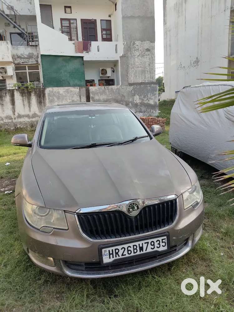 Skoda Superb Elegance 2012 Diesel Auto With Brand New Tyres/insurance