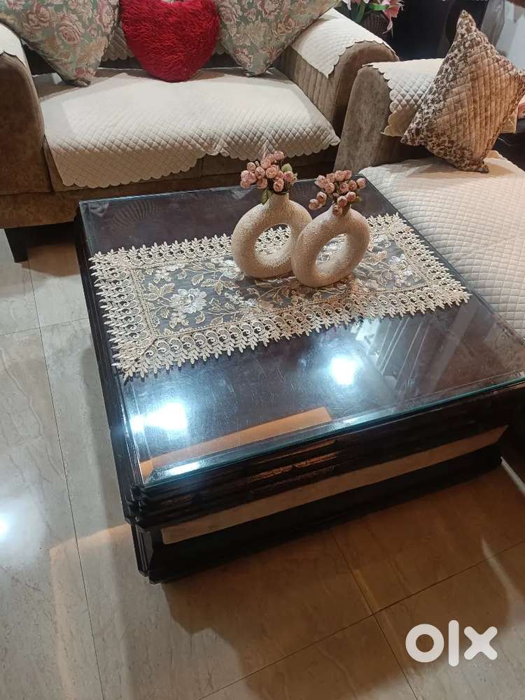 Center table
