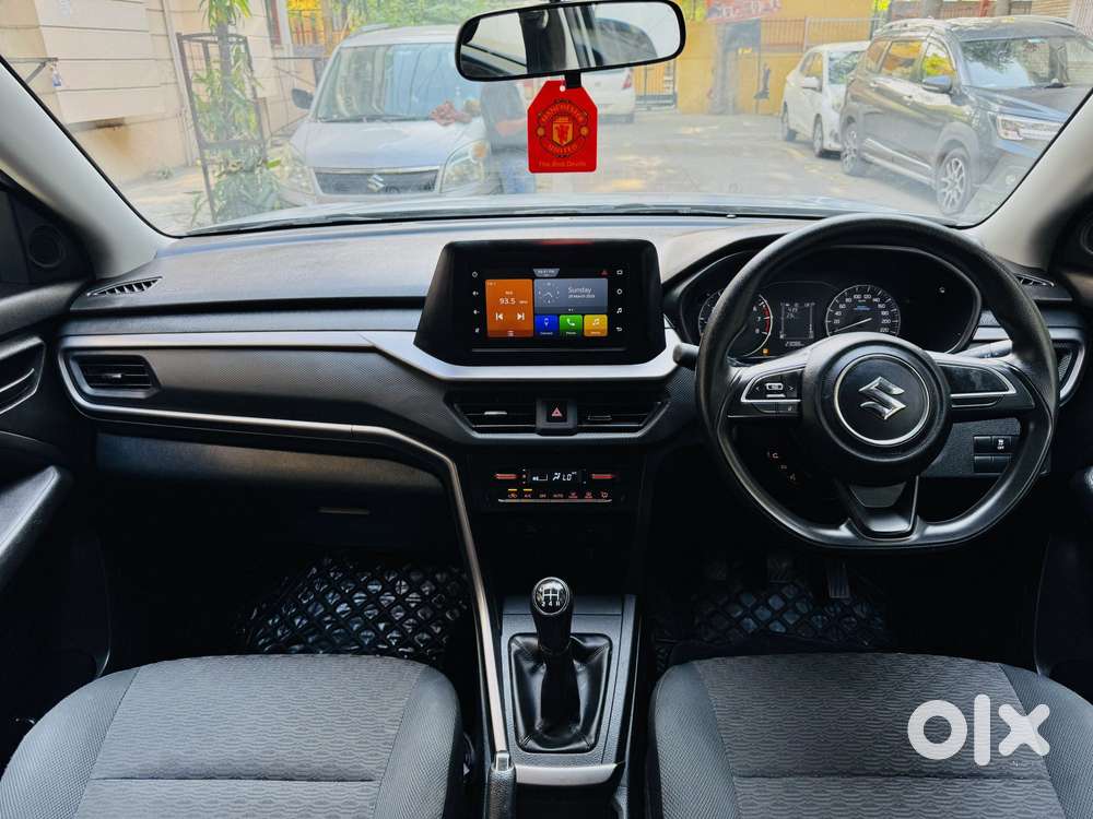 Maruti Suzuki Brezza 1.5 Vxi Smart Hybrid, 2023, Petrol