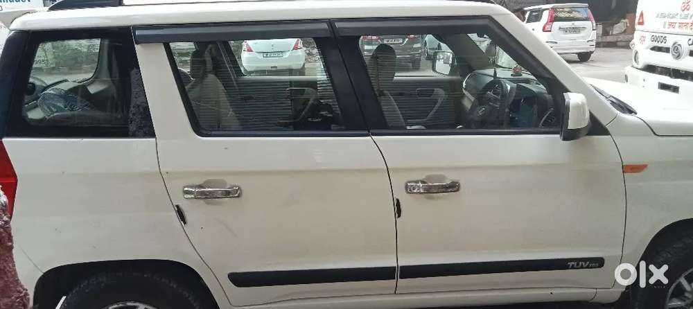 Mahindra Tuv 300 2017 Diesel 100000 Km Driven