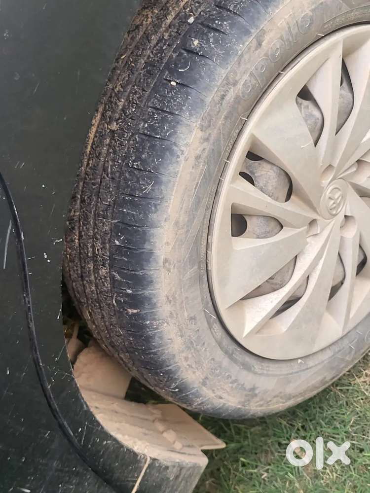 Toyota Glanza 2023 Petrol 33000 Km Driven