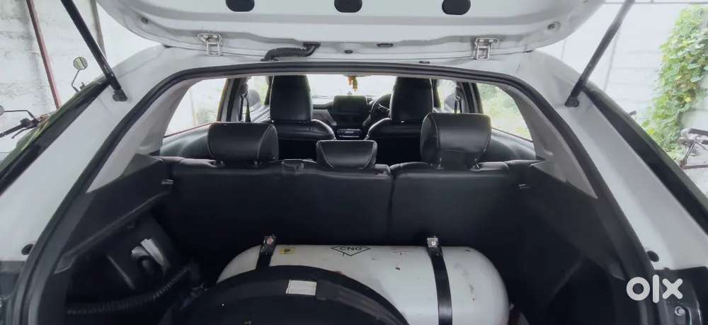Maruti Suzuki Fronx Delta 2025