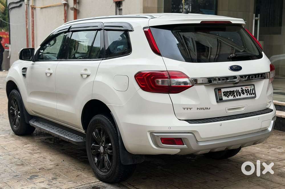 Ford Endeavour Titanium 2.2 4x2, 2016, Diesel