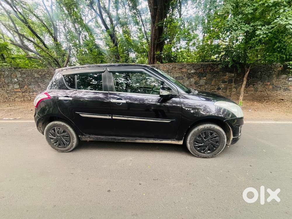 Maruti Swift Vxi 2017