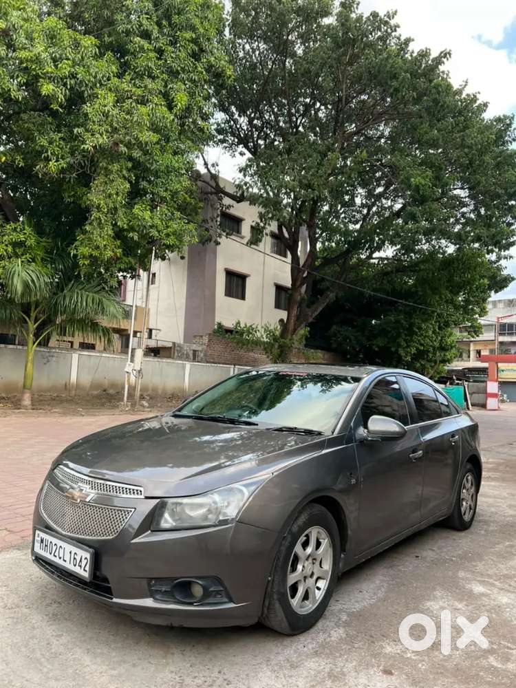 Chevrolet Cruze Ltz
Model : 2012
Insurance : Valid✅
Owner : 3rd
Fuel :