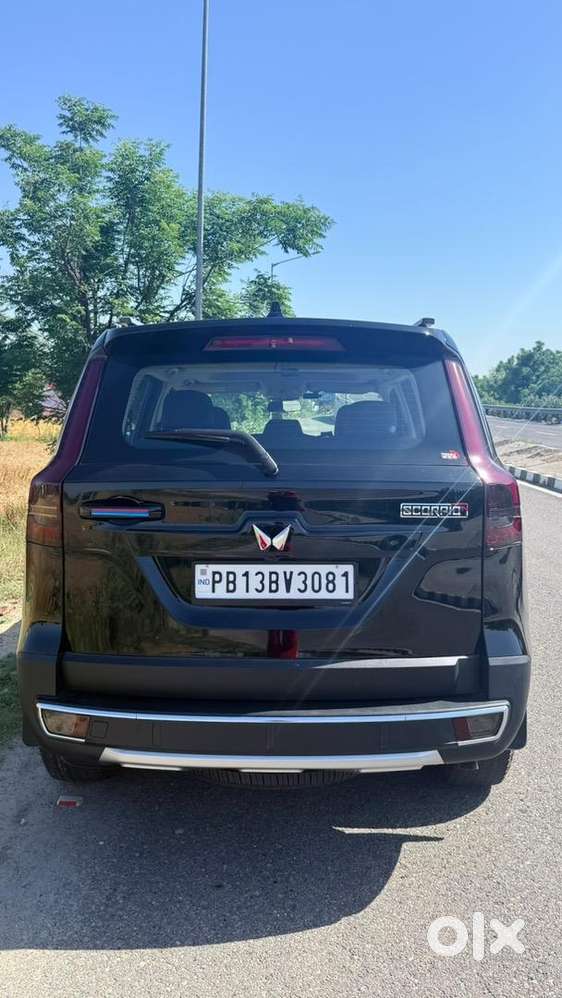 Mahindra Scorpio N Z6 Manual Diesel Car 2025