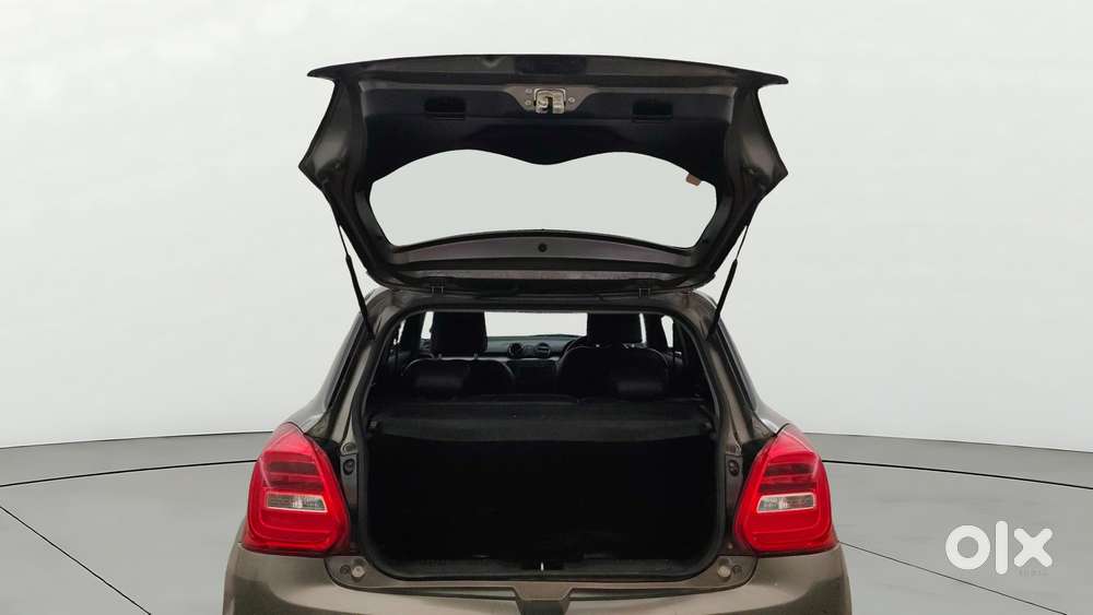 Maruti Suzuki Swift Amt Zxi, 2018, Petrol