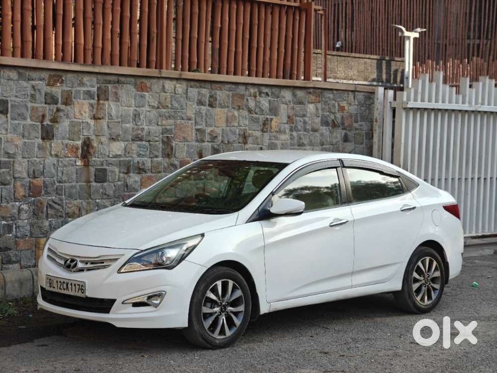 Hyundai Verna 1.6 Sx (o) Vtvt, 2015, Petrol