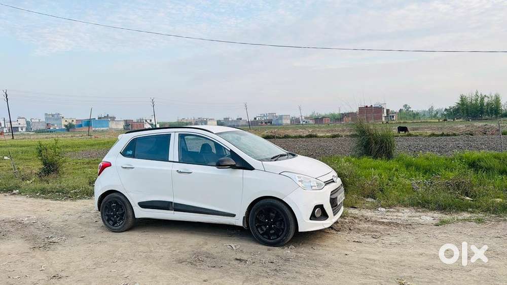 Hyundai Grand I10 2015 Cng & Hybrids Well Maintained