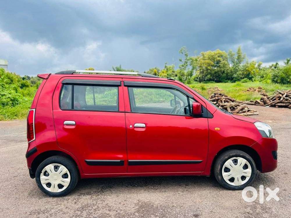 Maruti Suzuki Wagon R Vxi 1.0, 2015, Petrol