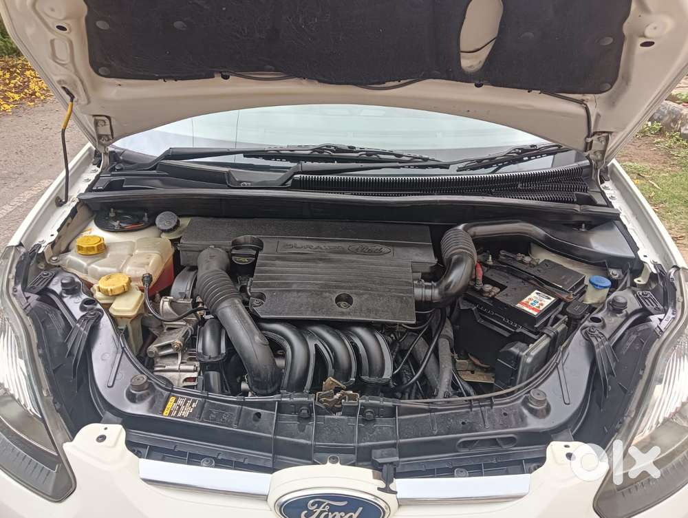 Ford Figo Petrol Titanium, 2010, Petrol