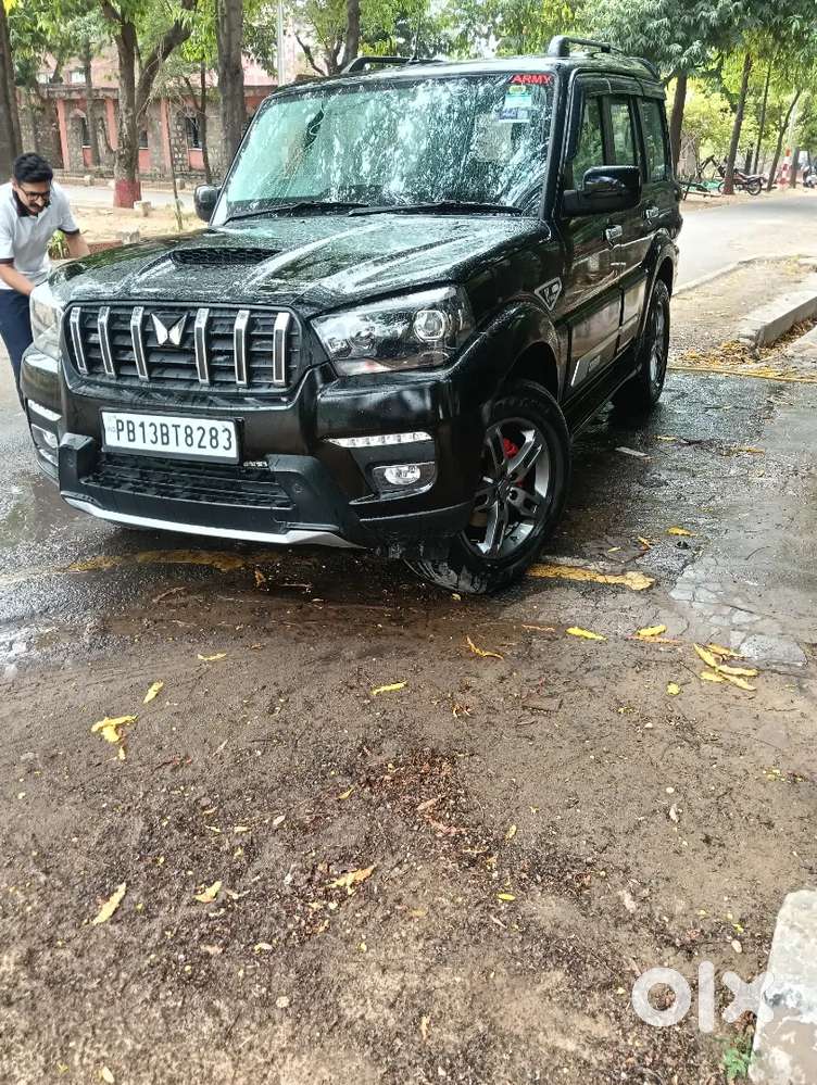 Mahindra Scorpio Classic 2025