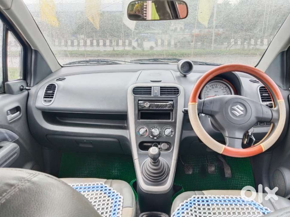 Maruti Suzuki Ritz Vxi, 2012, Petrol