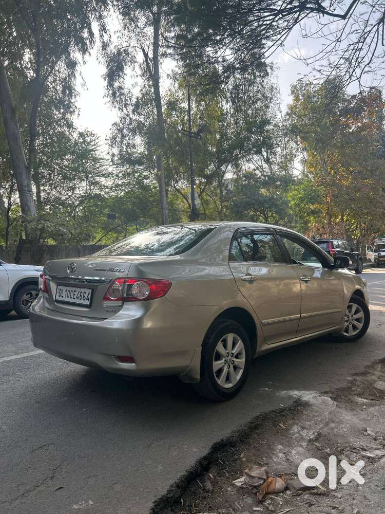 Toyota Corolla Altis 2013  Petrol + Cng  Automatic Top Model
