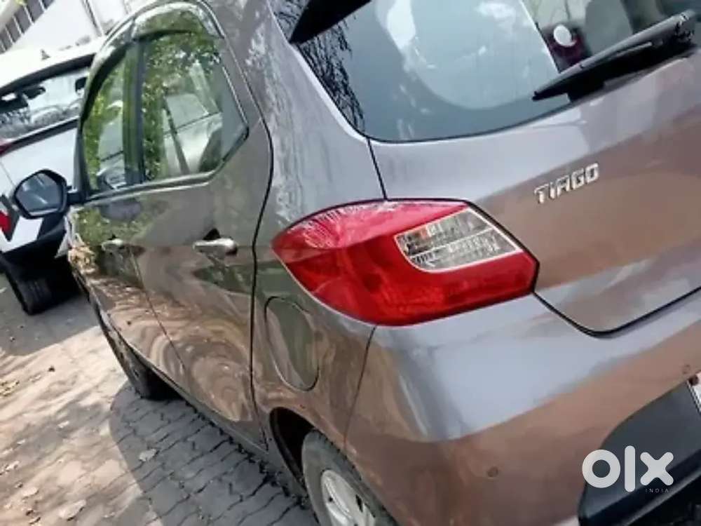 Tata Tiago 2016 Petrol Well Maintained