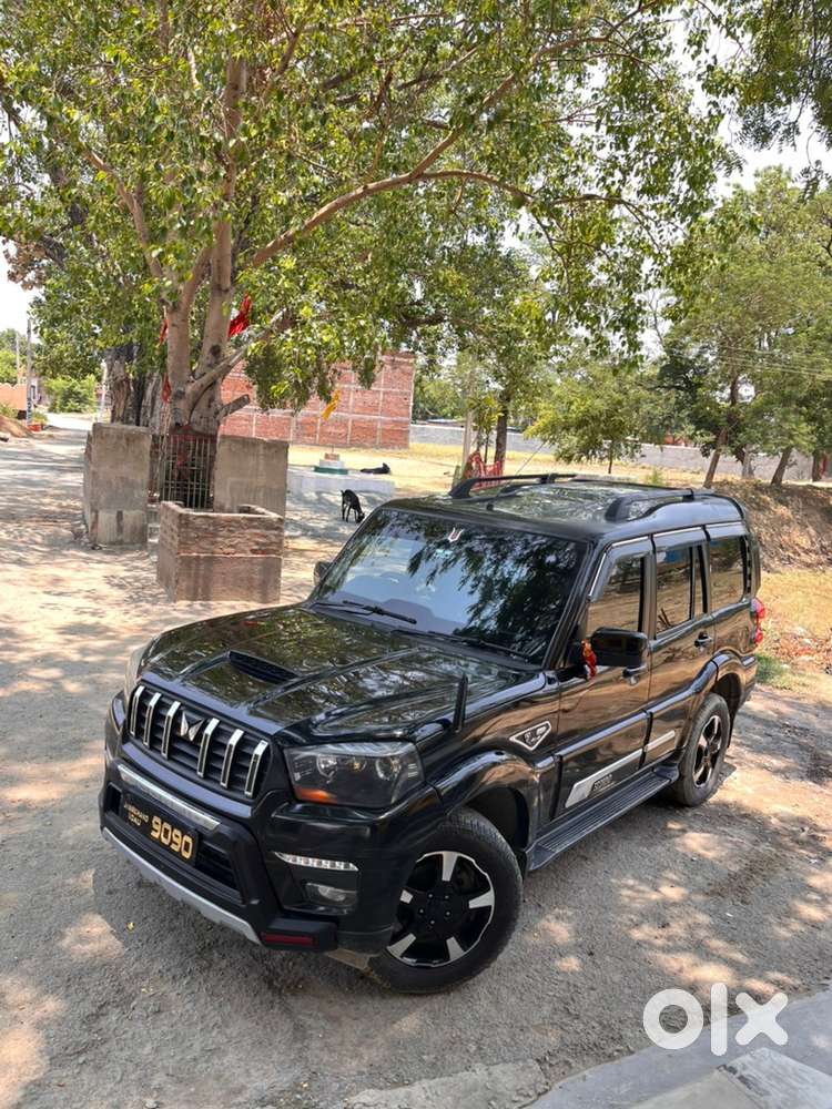 Mahindra Scorpio Diesel 2015