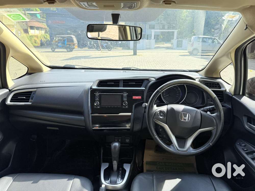 Honda Jazz V Cvt, 2015, Petrol