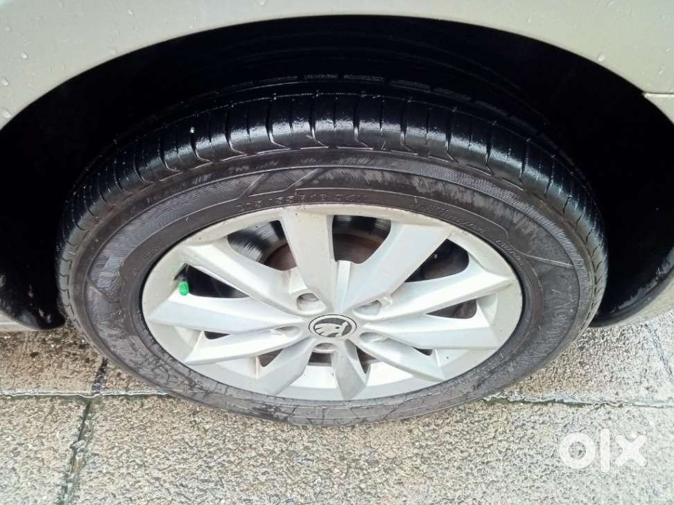 Skoda Octavia 1.8 Tsi Style Plus At, 2016, Petrol