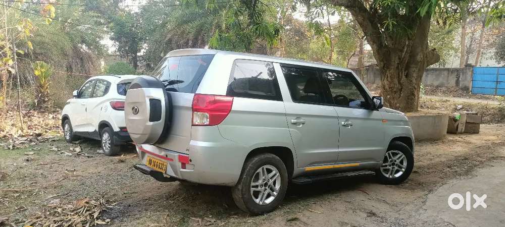 Mahindra Tuv 300 Plus 2020