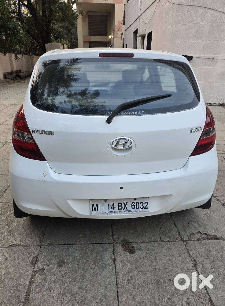 Hyundai I20 2009-2011 Asta, 2010, Petrol