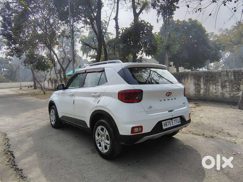 Hyundai Venue S Turbo Dct, 2019, Petrol