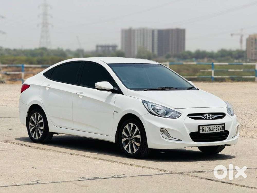 Hyundai Verna Fluidic 1.6 Vtvt Sx Opt, 2014, Petrol