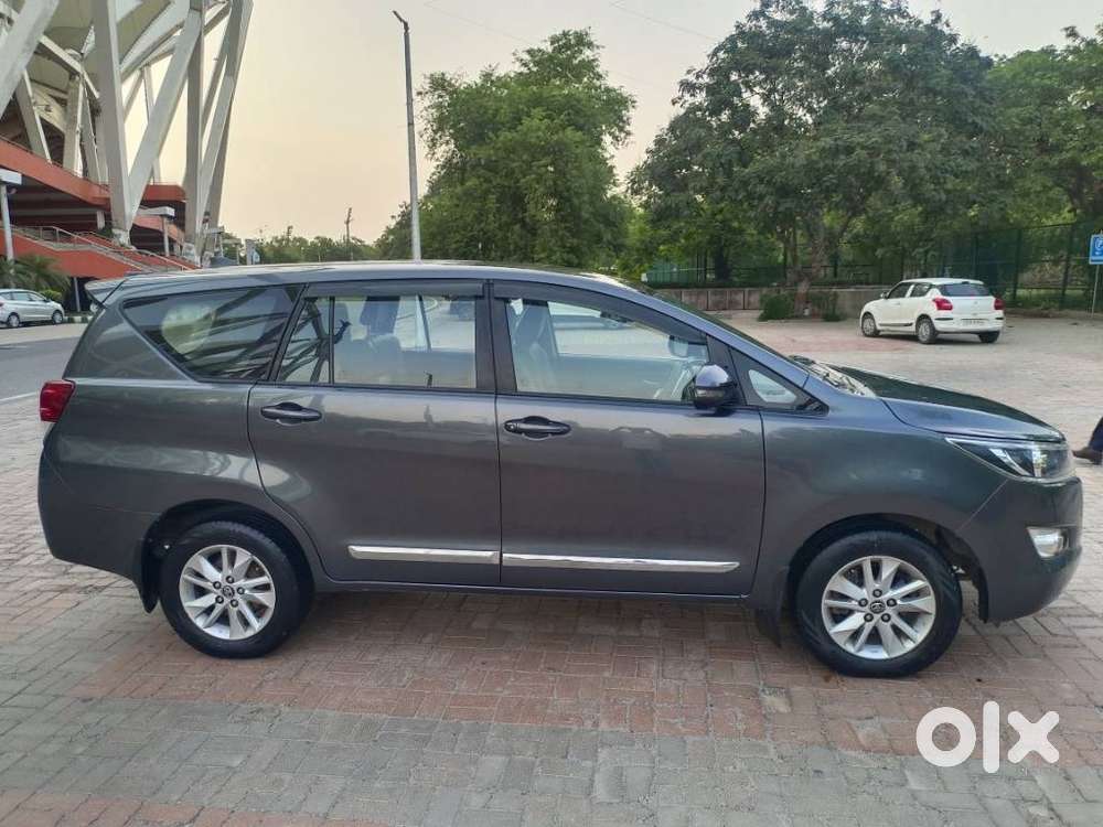 Toyota Innova Crysta 2.4 Gx Mt, 2017, Diesel