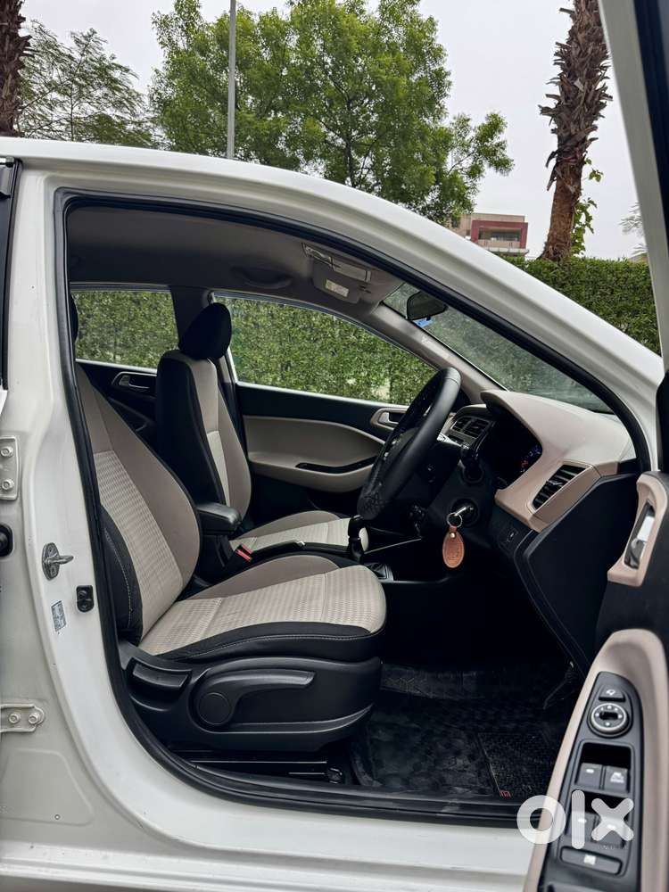Hyundai I20 Sportz Plus, 2020, Petrol