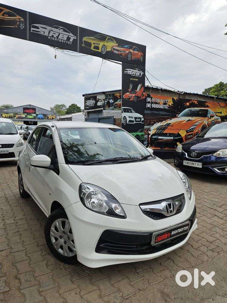 Honda Brio S Mt, 2011, Petrol