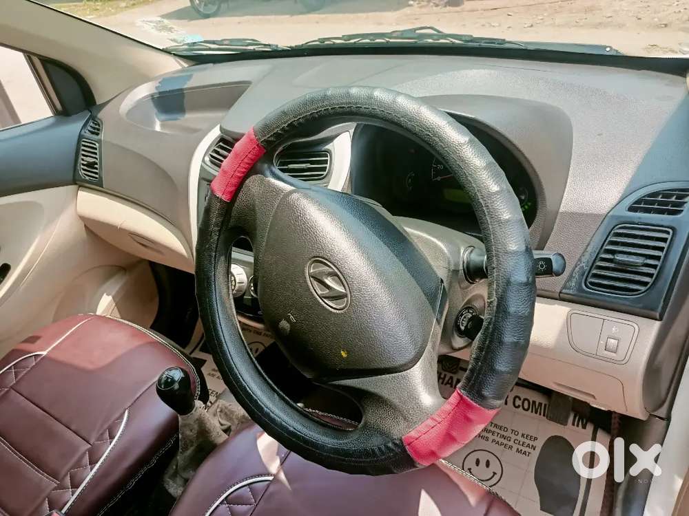 Hyundai Aura 2016 Petrol Well Maintained