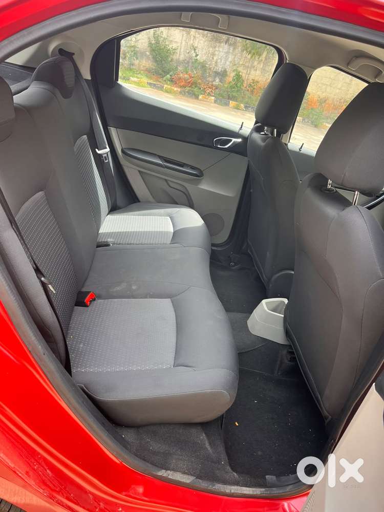 Tata Tiago 1.2 Revotron Xz, 2016, Petrol