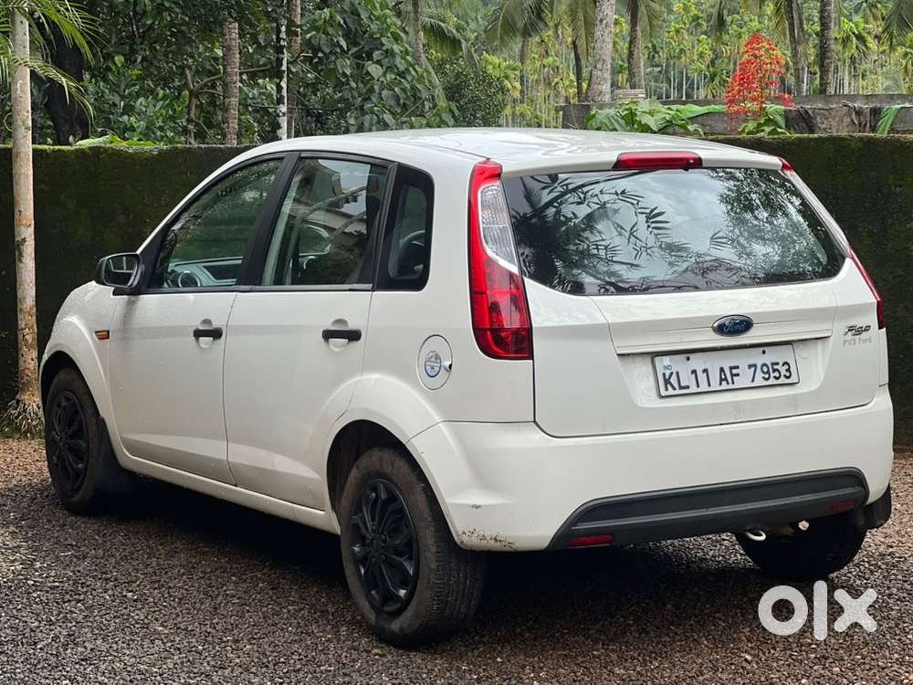 Ford Figo Petrol Manual 2010
