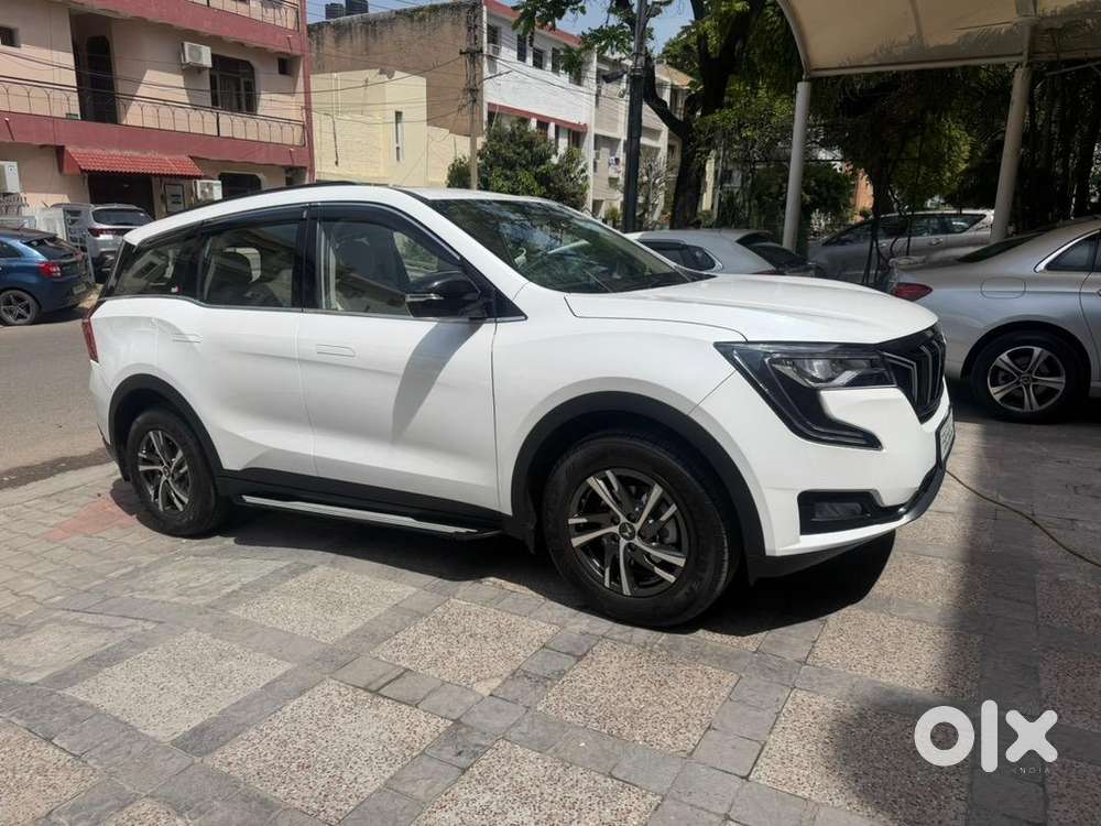 2022 Mahindra Xuv 700 Ax5 Automatic